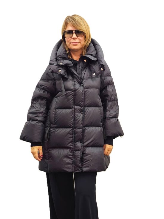 Dūnu virsjaka ar kapuci / melna